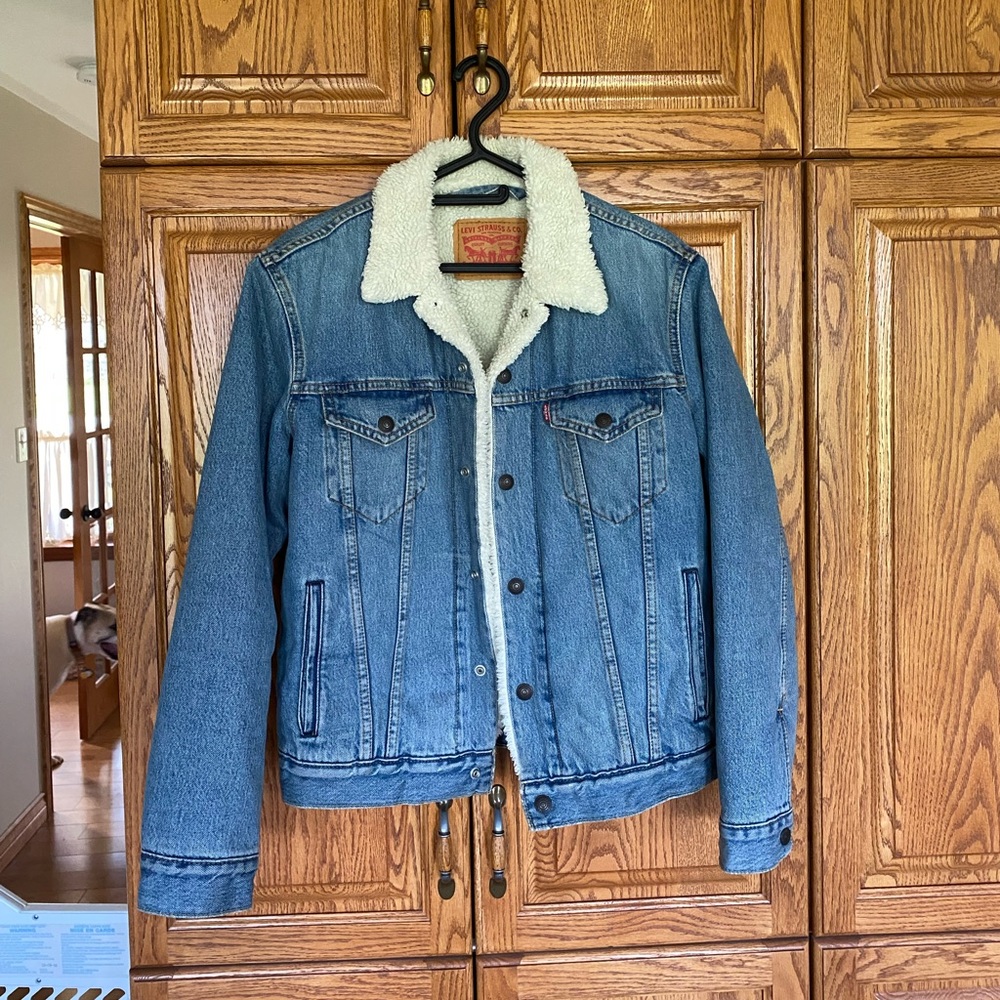 Levi’s Sherpa jean jacket